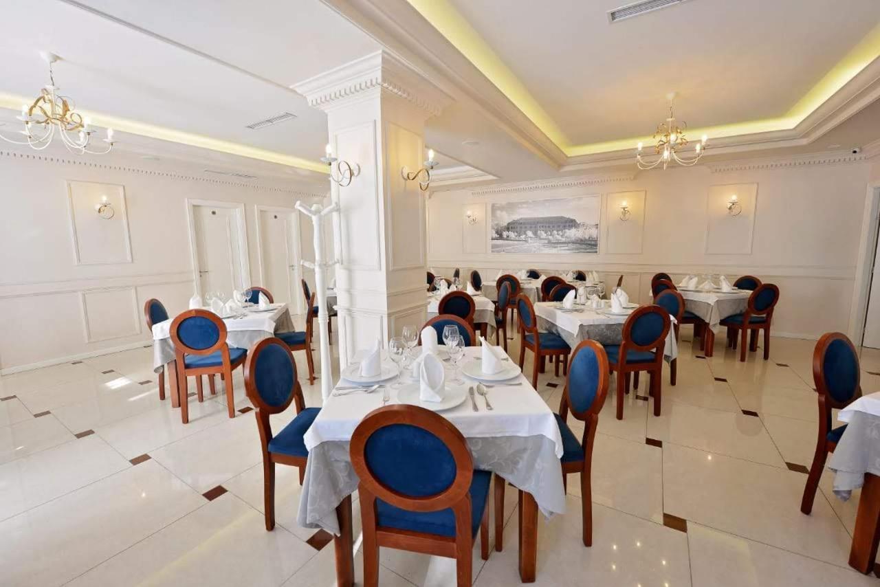 Alis Hotel Shkodër Esterno foto